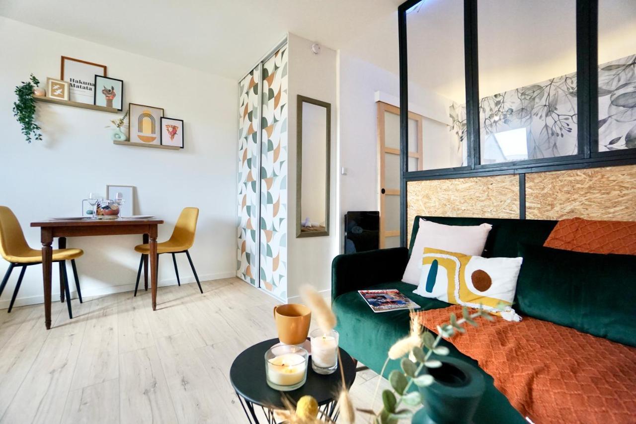 L'Arty Apartment Лориан Екстериор снимка