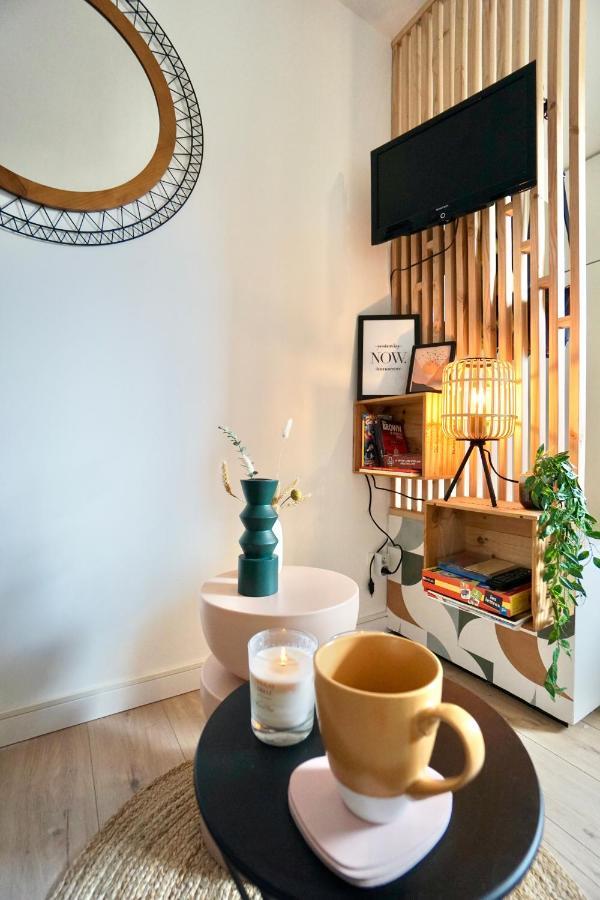 L'Arty Apartment Лориан Екстериор снимка