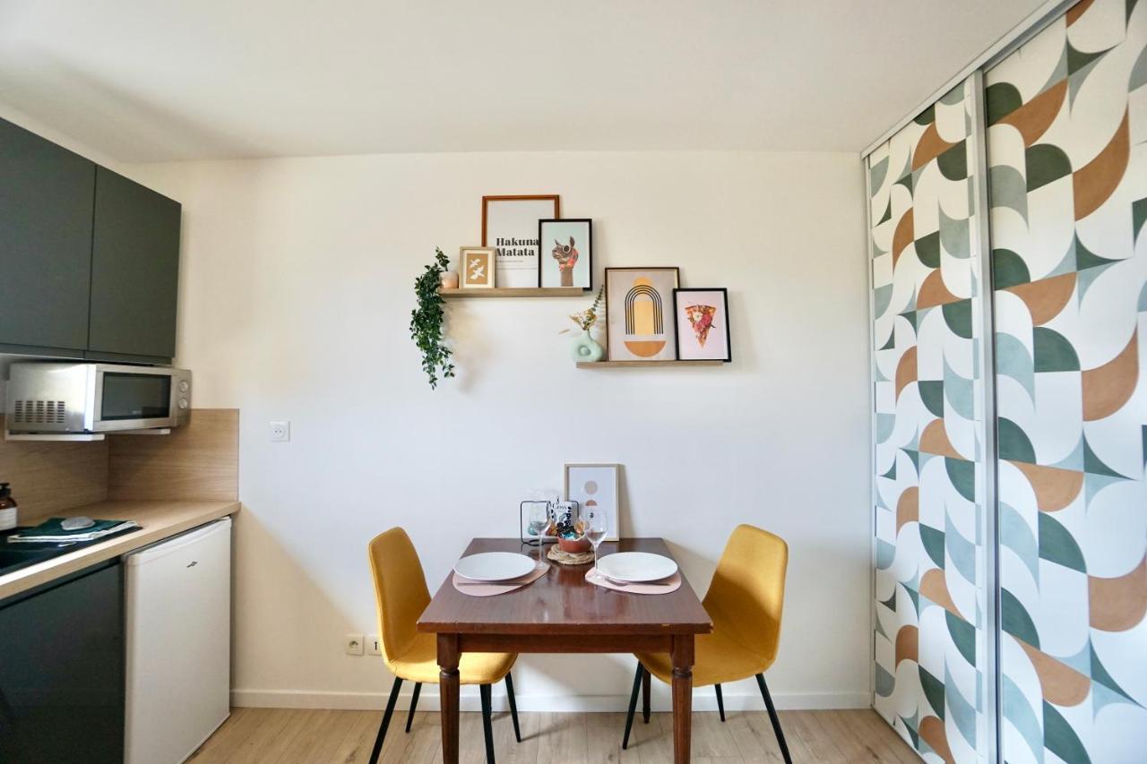 L'Arty Apartment Лориан Екстериор снимка