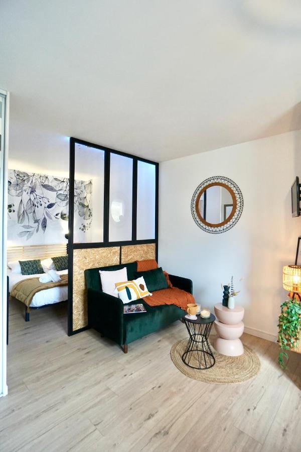 L'Arty Apartment Лориан Екстериор снимка