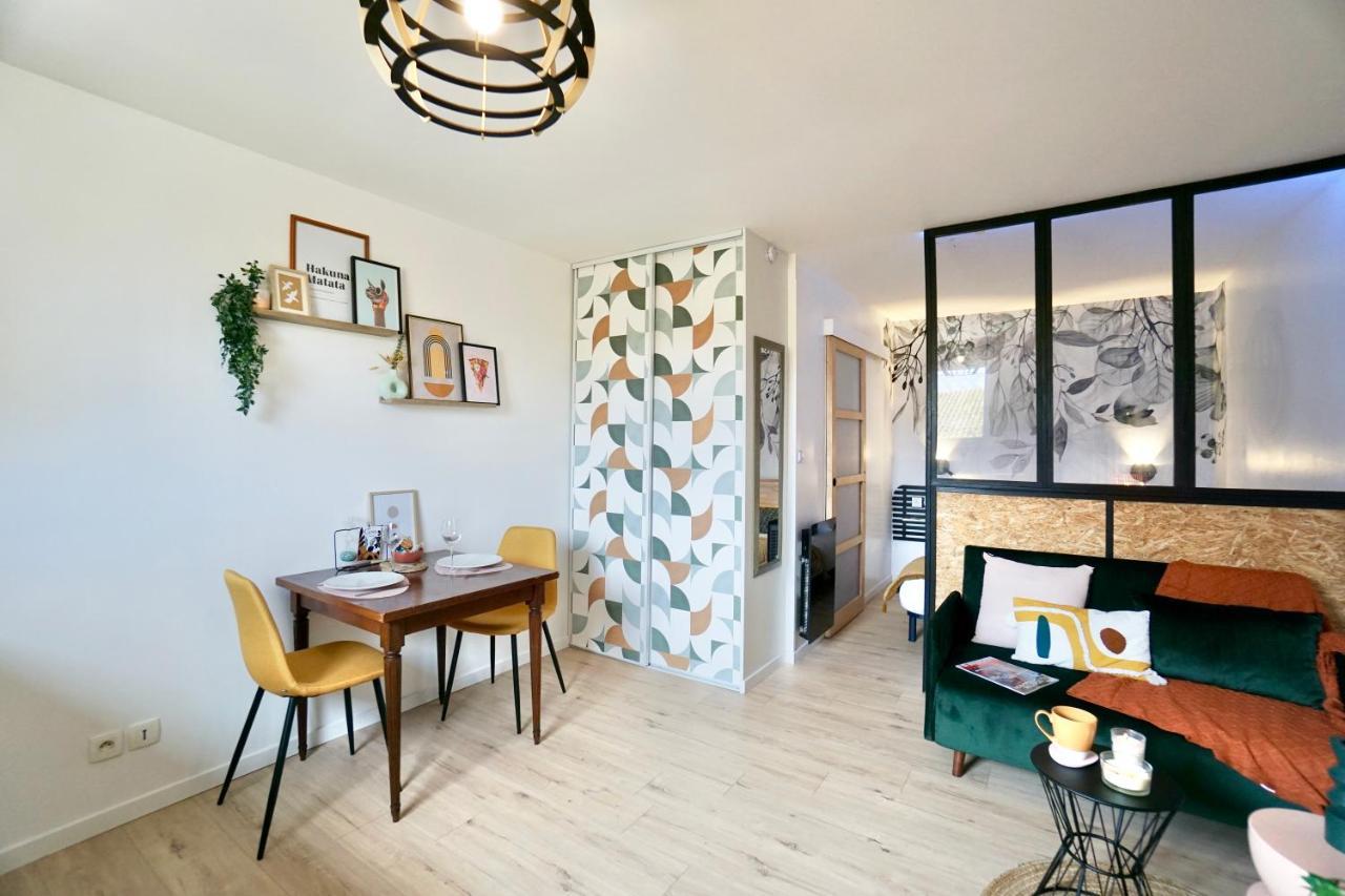 L'Arty Apartment Лориан Екстериор снимка